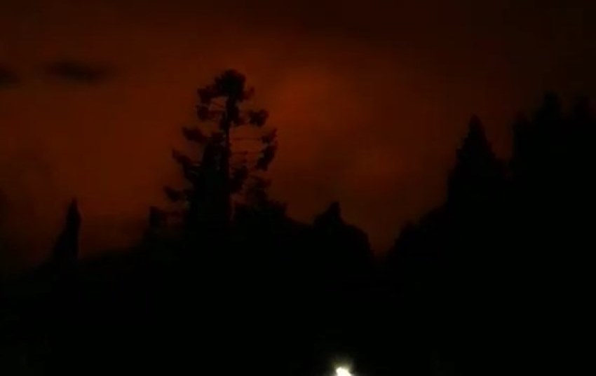 Heboh Video Badai di Gunung Lawu, Petir Menyambar Bersahut-Sahutan Heboh Video Badai di Gunung Lawu Petir Menyambar Bersahut Sahutan