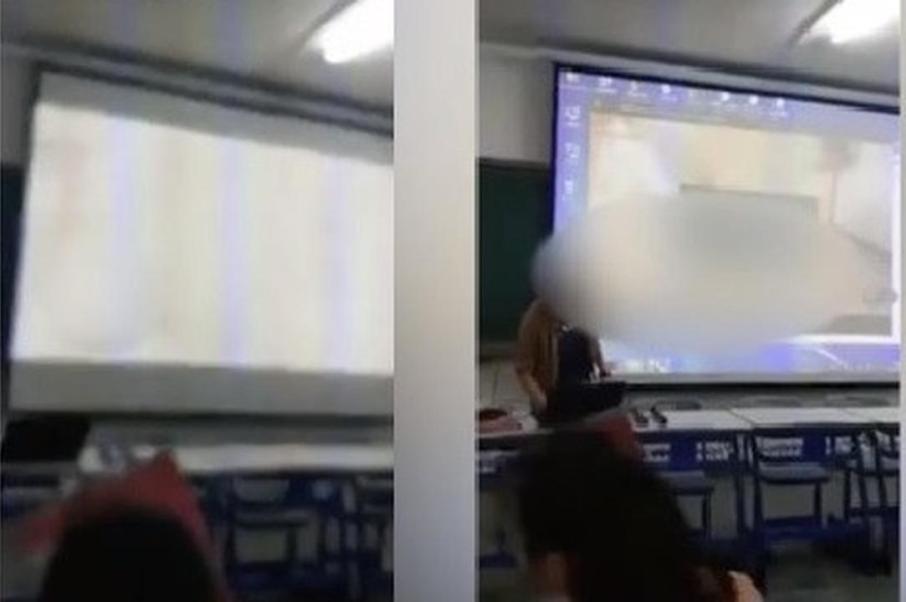 Tak Sengaja Putar Video Panas Guru Ini Bikin Gaduh Seisi Kelas