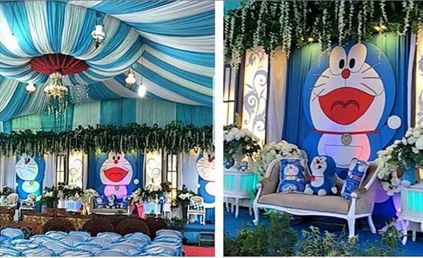 Bertema Doraemon Dekorasi Pelaminan Pasangan Pengantin ini Viral