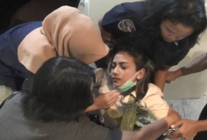 Diperiksa 12 Jam di Polda Jatim Vanessa Angel Pingsan