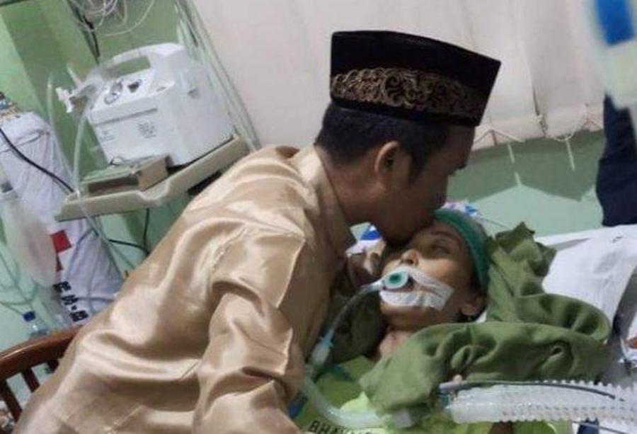 Innalillahi Istri Ustad Maulana Meninggal Dunia