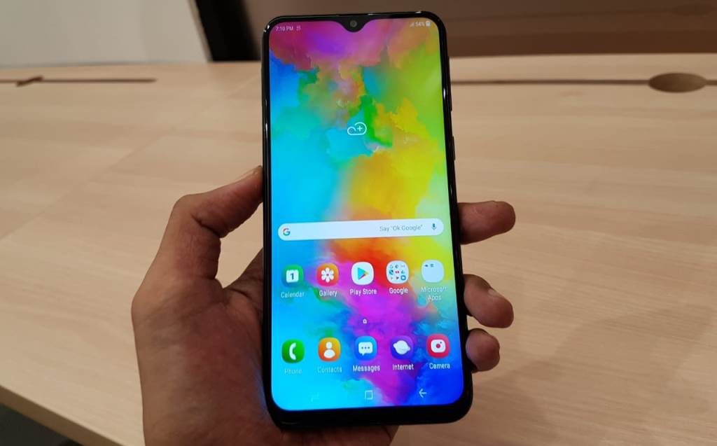 Sambut Samsung Galaxy M20 di Indoensia, HP Anti Lowbat untuk Generasi Masa Kini