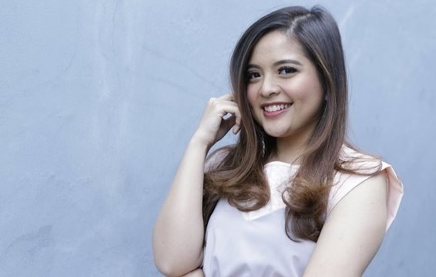 Dua Bulan Jelang Persalinan Tasya Kamila Potong Cincin Kawin dan Tunangannya