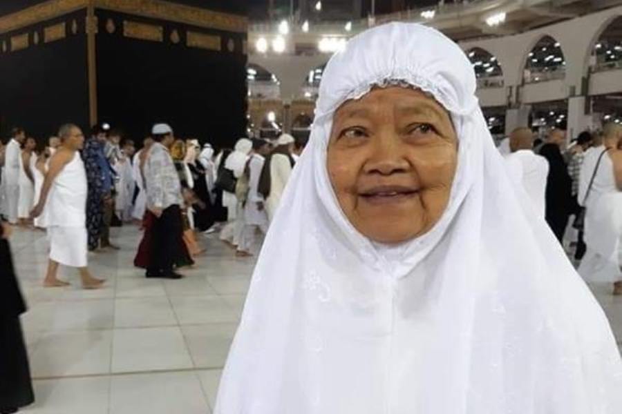 Sempat Mengeluh Pusing Ibunda Ustadz Abdul Somad Meninggal Dunia