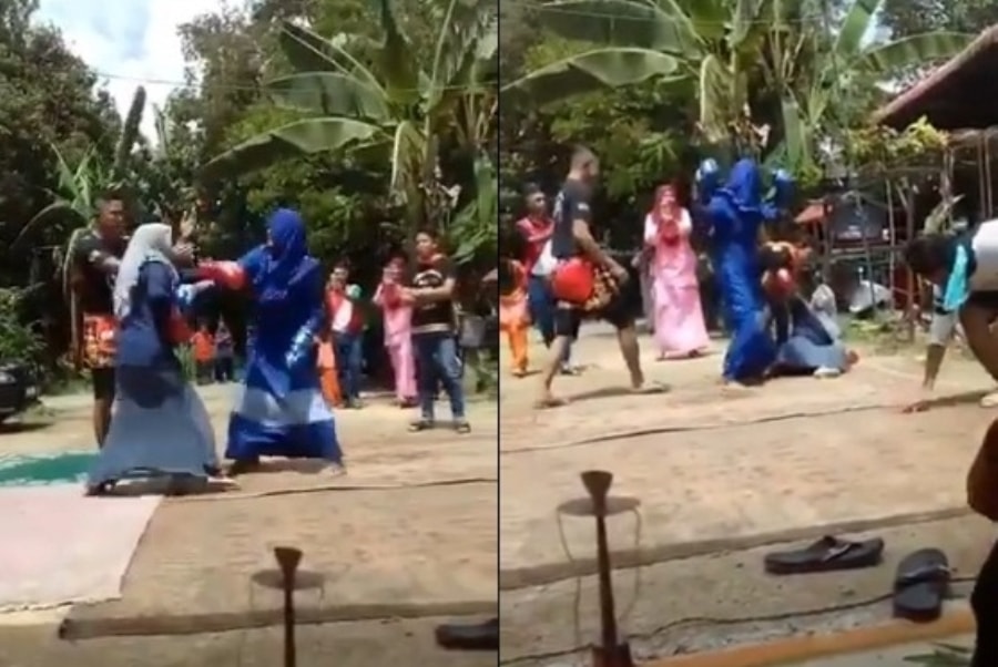 Seru! Beredar Video Emak-Emak Saling Tonjok Pakai Sarung Tinju, yang Berbaju Biru Sampai Lepas Jilbab Seru Beredar Video Emak Emak Saling Tonjok Pakai Sarung Tinju yang Berbaju Biru Sampai Lepas Jilbab