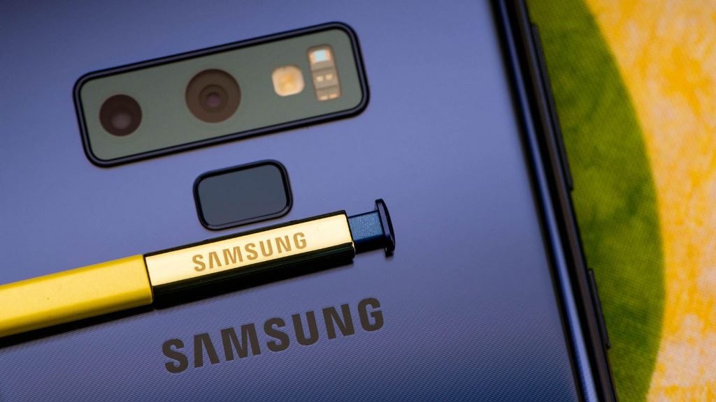 Samsung Galaxy Note 10 Bakal Tawarkan Kamera Belakang Vertikal?