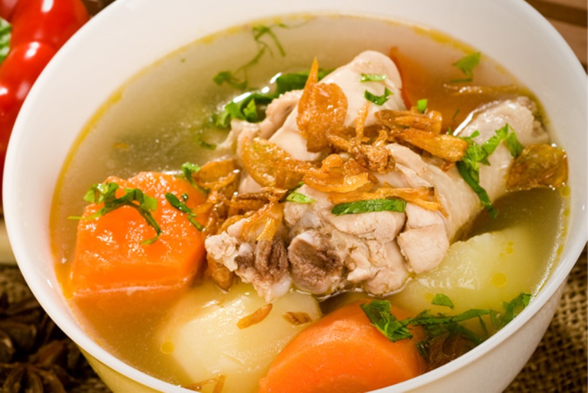 Sop Ayam Gurih Sajian Nikmat untuk Makan Sahur