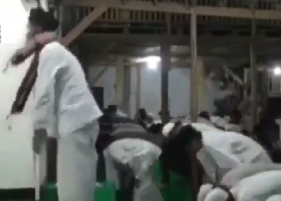 Video Shalat Tarawih dengan Kecepatan 120 KmJam Ini Viral Netizen Auto Ngomel Ngomel