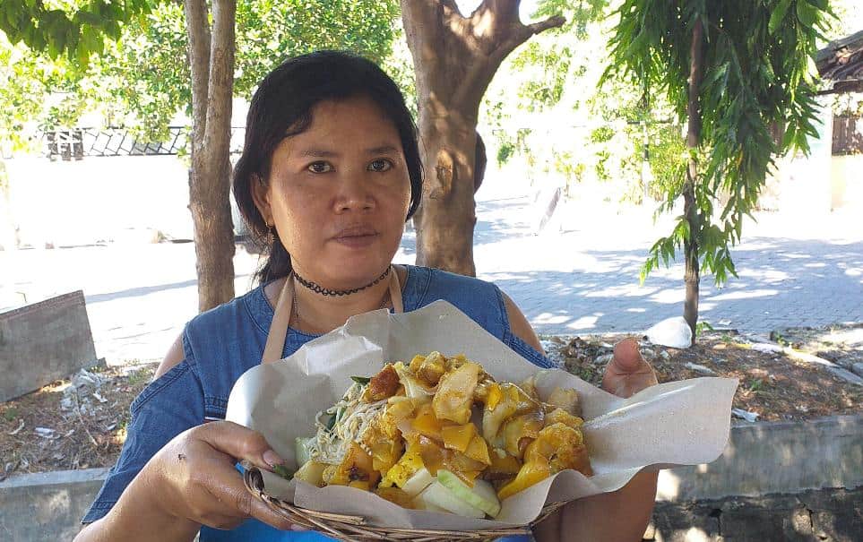 Rujak Cingur 60 Ribu Ramai Usai Viral Ini Pengakuan Para Pelanggan yang Rela Nunggu Hingga 1 Jam