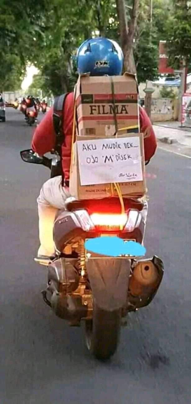 22 Meme Lucu Tulisan Di Motor Saat Mudik