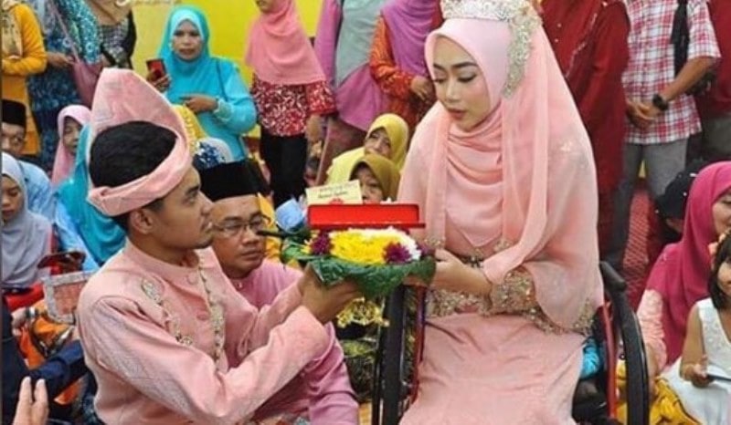 Viral Lewat Game Online Pria Asal Malaysia Bertemu dengan Jodoh. Simak Kisahnya