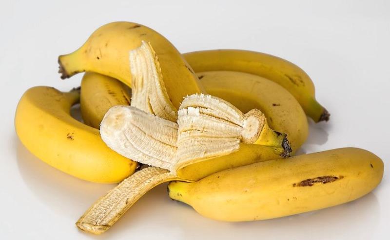 5 Manfaat Kulit Pisang Untuk Wajah