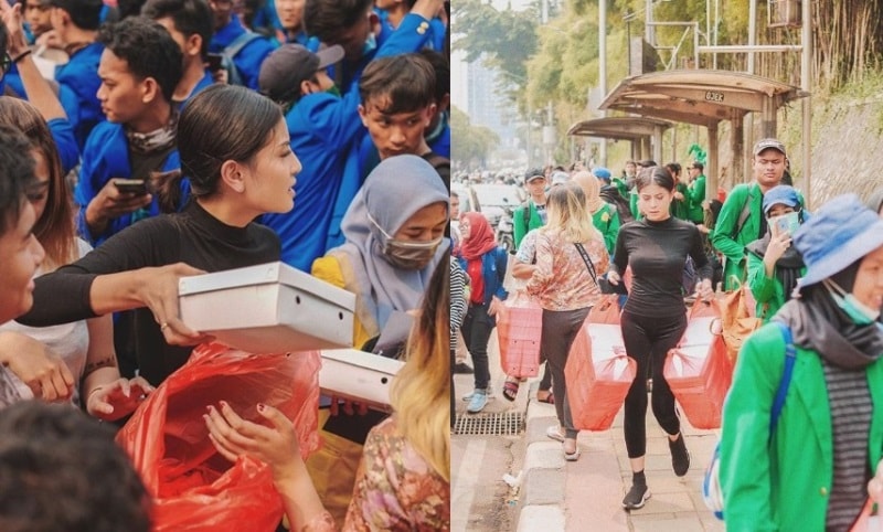 Awkarin Bagikan Kotak Nasi Gratis Ke Lokasi Demo Mahasiswa Aksinya Banjir Pujian Warganet