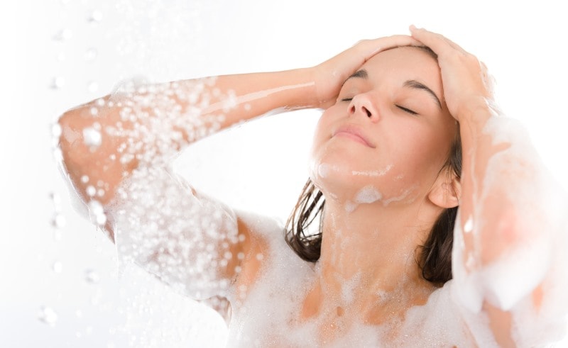 7 Kesalahan yang Sering Dilakukan Saat Mandi