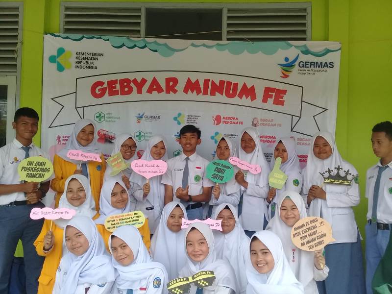 Gebyar minum FE di SMKN 1 Rancah