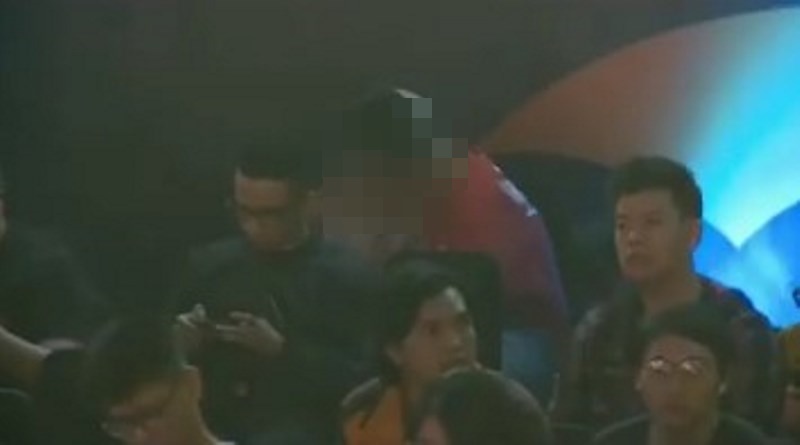 Nonton Turnamen UniPin SEACA, Pasangan ini Terciduk Kamera Sedang Berbuat Mesum