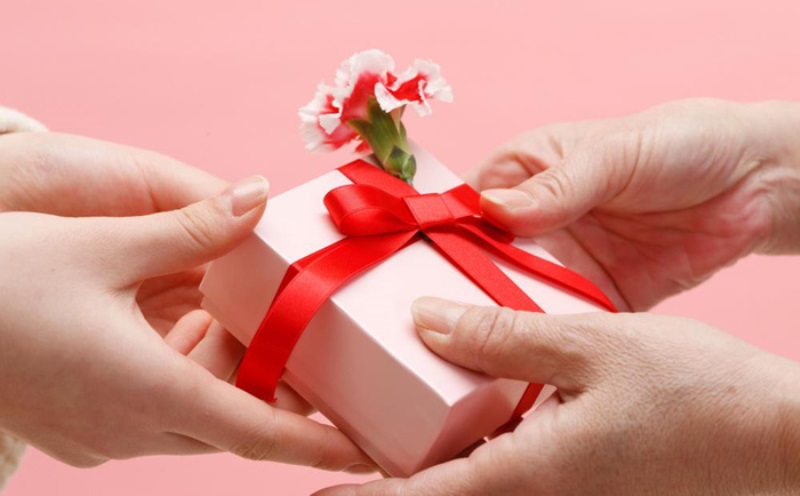 7 Ide Kado Valentine Unik Cocok Diberikan Untuk Pacar Sahabat dan Orang Tua
