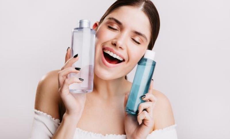 7 Manfaat Micellar Water Selain Untuk Membersihkan Wajah