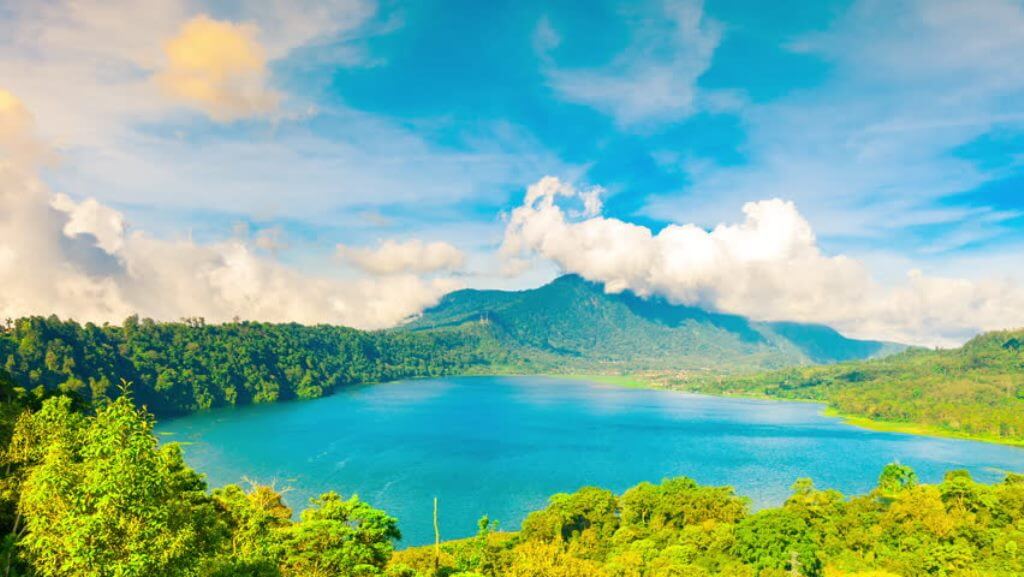 Danau Batur dengan Keindahan bagai Taman Surga