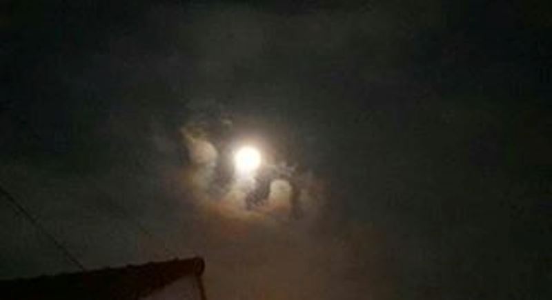 VIRAL Penampakan Awan Berbentuk Lafaz Allah Saat Terjadi Supermoon