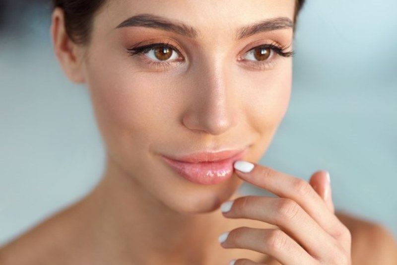 7 Cara Merawat Bibir Agar Tetap Sehat dan Indah