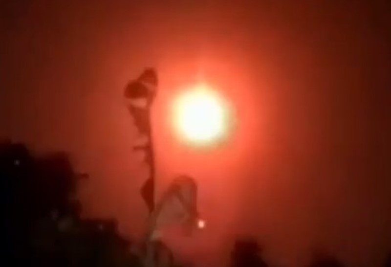 VIRAL Video Munculnya Benda Misterius di Depok Disebut Bola Api Santet