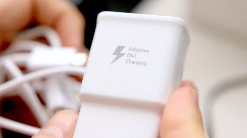 Jangan Buru buru Menggantinya Begini Cara Memperbaiki Charger yang Rusak