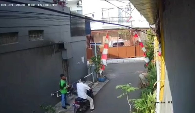 VIRAL Video Driver Ojol Dihipnotis Penumpang Tak Sadar Serahkan Motornya pada Pelaku