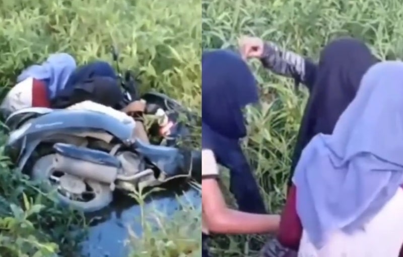 Malu Banget, Tiga Gadis Nyungsep ke Rawa Jadi Tontonan dan Ditertawakan Pemuda Malu Banget Tiga Gadis Nyungsep ke Rawa Jadi Tontonan dan Ditertawakan Pemuda