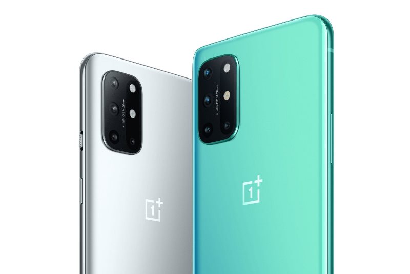 OnePlus 8T Aquamarine Green dan Lunar Silver