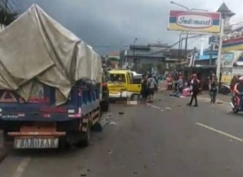 Kecelakaan Beruntun di Tanjungsari Sumedang Libatkan 6 Kendaraan