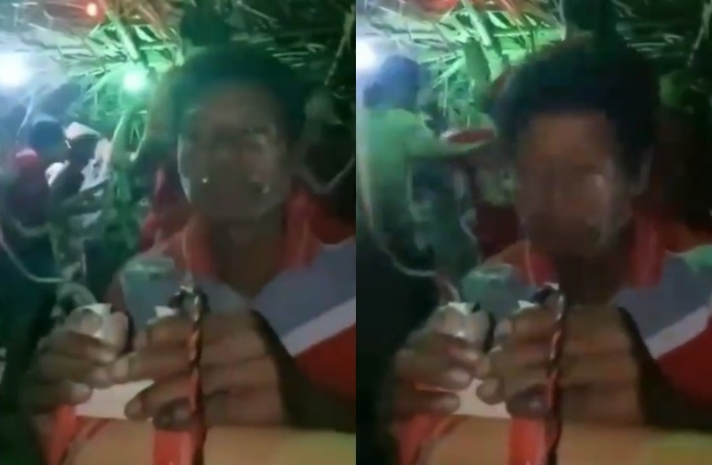 VIRAL Video Aksi Ekstrim Pria Saat Jadi Operator Lampu Disko Manual VIRAL Video Aksi Ekstrim Pria Saat Jadi Operator Lampu Disko Manual