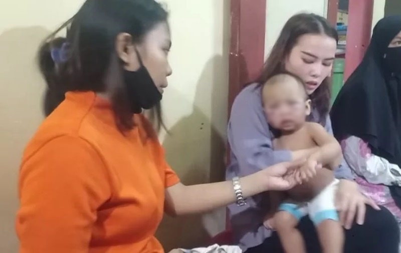 Bayi 14 Bulan di Makassar Bonyok Dianiaya Pacar Ibunya Gegara Sering Menangis