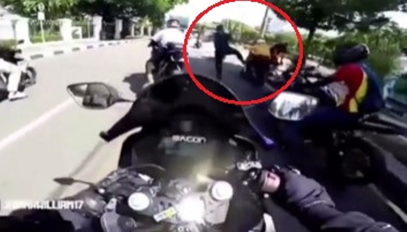 Penjelasan Terkait Video Viral Pemotor Terobos Ring 1 Ditendang Paspampres