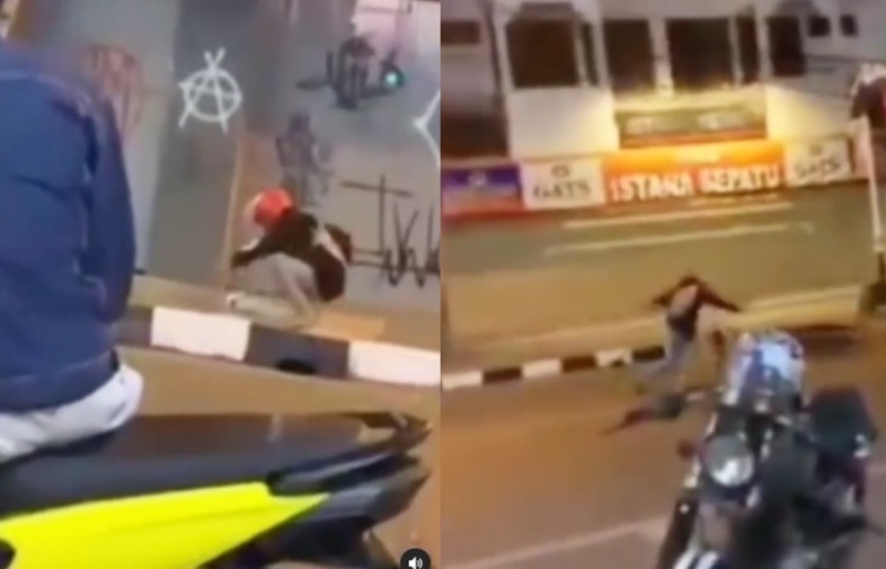 Apes! Lagi Asyik Main Petasan, Pemuda ini Malah Tertabrak Motor Gegara Hal ini Apes Lagi Asyik Main Petasan Pemuda ini Malah Tertabrak Motor Gegara Hal ini