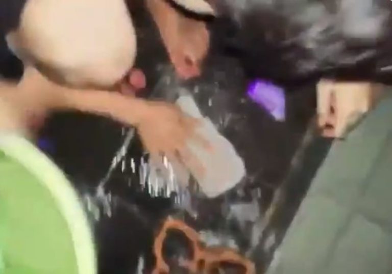 Bucinnya Kelewatan, Remaja ini Sampai Rela Cuci Pembalut Diduga Bekas Sang Pacar Bucinnya Kelewatan Remaja ini Sampai Rela Cuci Pembalut Diduga Bekas Sang Pacar