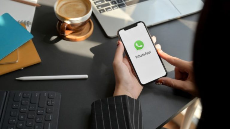 Cara Memperbarui WhatsApp yang Kadaluarsa