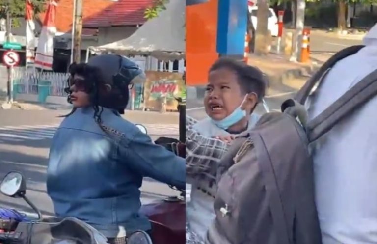 Viral Bocah Nangis Ketakutan di Lampu Merah, Ternyata Gara-gara Lihat Helm Begini Viral Bocah Nangis Ketakutan di Lampu Merah Ternyata Gara gara Lihat Helm Begini