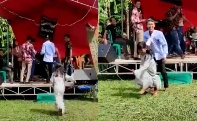 Asyik Joget Bareng Biduan di Panggung Pria ini Tak Berkutik Saat Ditarik Anak Untuk Turun