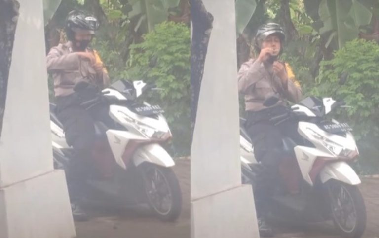 Bikin Gemas Polisi Kepergok Asyik Main Gelembung Sabun di Jalan