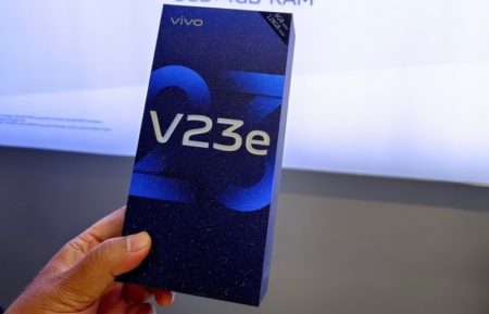 Kelebihan dan Kekurangan Vivo V23e