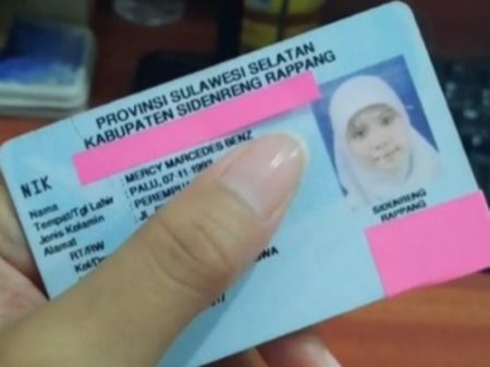 Unik Banget Wanita ini dan Keluarganya Punya Nama dari Merek Mobil