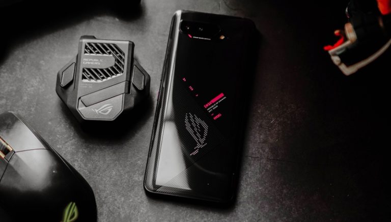 Harga Asus ROG Phone 5 Turun Rp 2 Juta