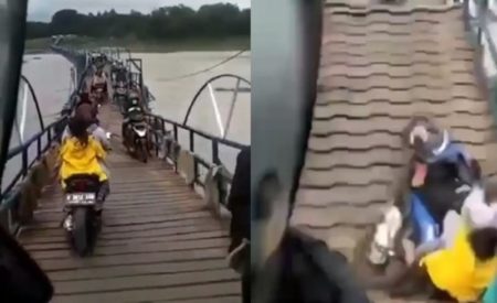 Panik Jembatan Jembalas Bandung Barat Ambruk Saat Dilewati 2 Pemotor Tercebur ke Sungai