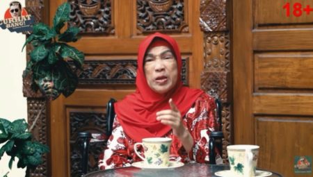 Sempat Jadi Perdebatan Jenazah Dorce Gamalama Akan Dimakamkan Secara Laki laki