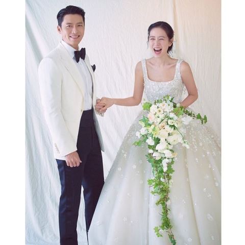 Foto Nikah Hyun Bin dan Ye Jin