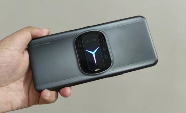 HP Lenovo Legion Y90