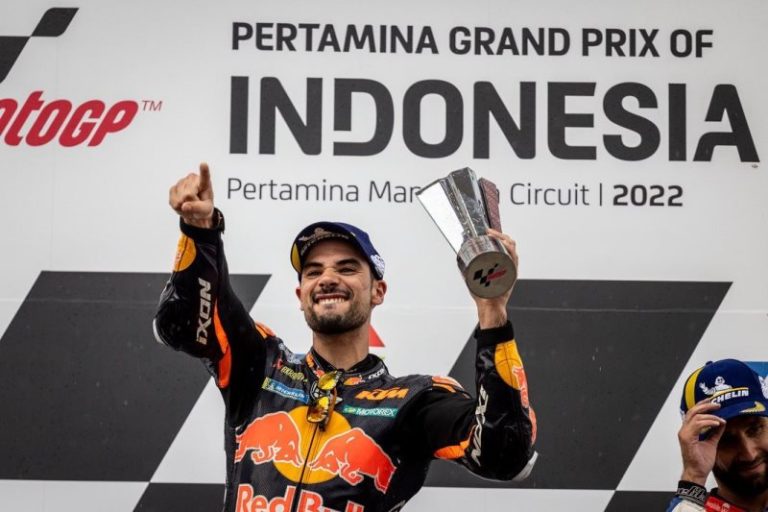 Heboh Miguel Oliveira Dedikasikan Kemenangan di MotoGP Mandalika 2022 Untuk Risman Siapakah Dia