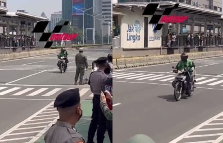 Momen Kocak Driver Ojol Melenggang di Rute Parade MotoGP Warga Langsung Bersorak