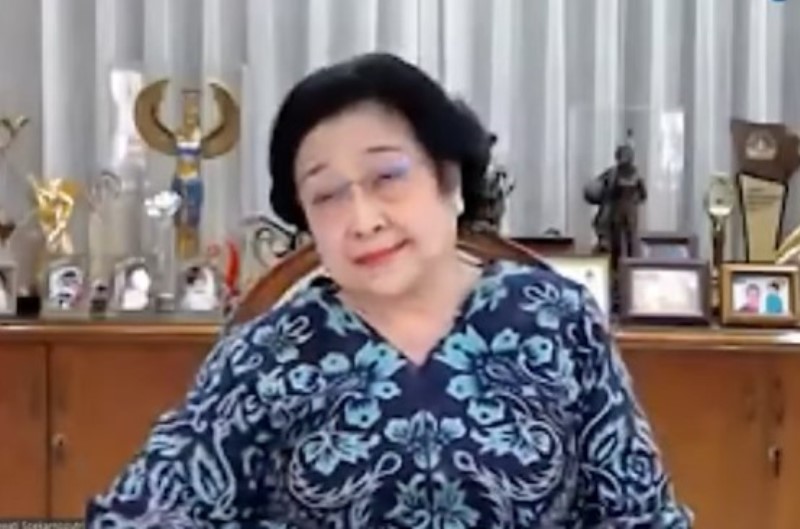 Viral Kritikan Megawati Terhadap Ibu ibu yang Rebutan Membeli Minyak Goreng
